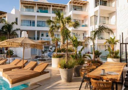 Kouros Home & Suites - adults only