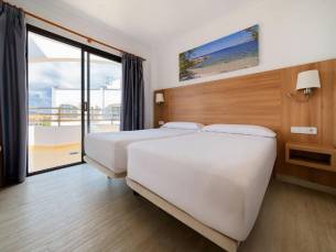 R2 Cala Millor Beach