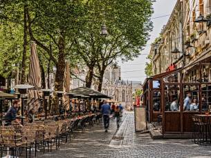 Genieten in een MODERN hotel in het hart van Breda incl. ontbijt