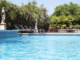 Hotel Augusta Club