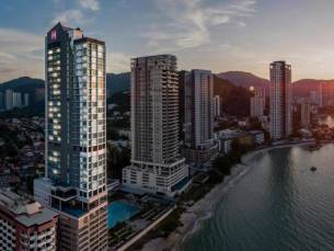 Hompton by the Beach