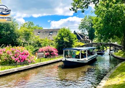 Rondvaart door Giethoorn (60 min)
