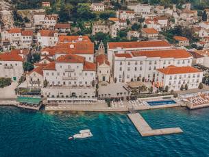 Heritage Grand Perast