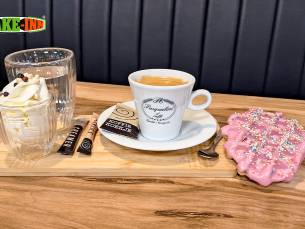 Milkshake de luxe of koffieplaat + Luikse wafel in hartje Veenendaal