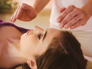 Reikibehandeling (60 min) + intake bij Level Yoga Therapy