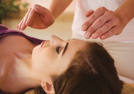 Reikibehandeling (60 min) + intake bij Level Yoga Therapy