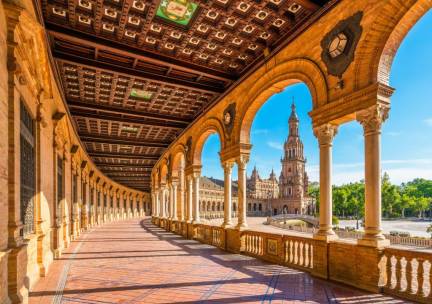 Kom tot rust in een 4*-hotel in Sevilla nabij het gezellige centrum incl. ontbijt en vlucht