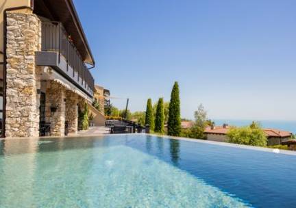 BlackSeaRama Boutique Hotel