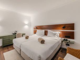 Fly & Go Enotel Santo da Serra