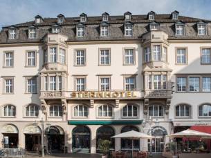 Ontdek het fantastische en historische Bonn vanuit een heerlijk comfortabel hotel direct aan het bruisende marktplein en geniet van de ultieme trip incl. ontbijt