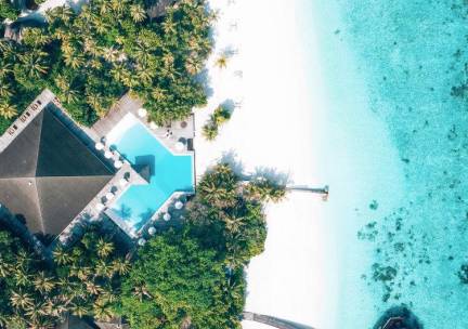8 daagse vliegvakantie naar Adaaran Meedhupparu Island Resort in meedhupparu island, malediven