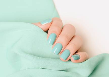 Gellak + evt. manicurebehandeling (45 min)