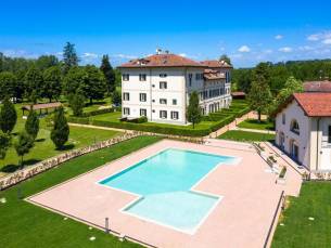 Villa Raggi