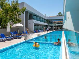 White Olive Premium Hotel