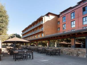 Montanya En Lodge