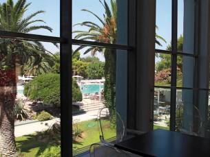 Caravia Beach Hotel & Bungalows