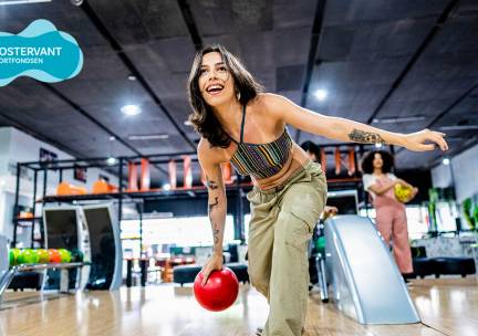 55 min of 2x55 min bowlen (2 t/m 6 personen) + bittergarnituur (15 stuks)