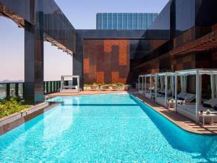 8 daagse vliegvakantie naar Doubletree by Hilton DubaiSquare in dubai, verenigde arabische emiraten