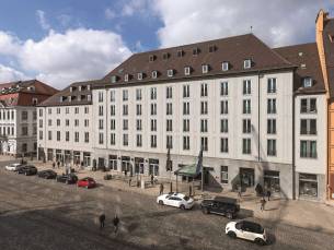 Hotel Maximilian's