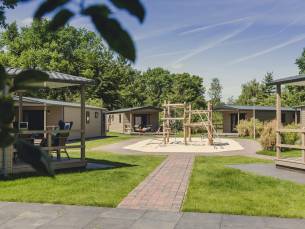 Groepsaccommodatie (6x bungalette met veranda) I 30 pers.