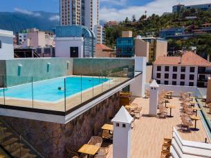 Dwo Nopal by Checkin