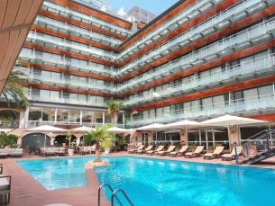 Hotel Kaktus Playa - logies en ontbijt