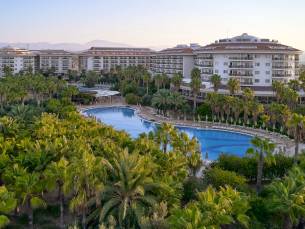 Seaden Sea World Resort & Spa