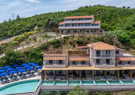 Petra Nera Skiathos