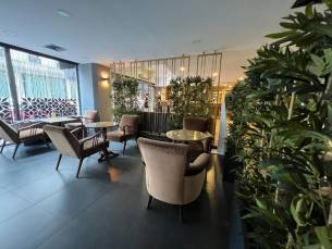 All Seasons Hotel