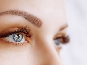 Wimperbehandeling naar keuze