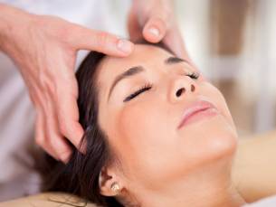Anti aging-bindweefselmassage gezicht + cupping + evt. LED-therapie