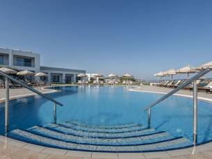Royal Bay Suites