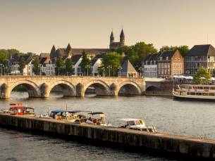 Laat je verrassen: 4*-Surprise hotel in Maastricht incl. ontbijt!