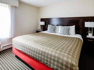 Marmot Lodge
