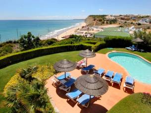 Clube Porto Mos