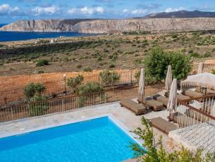 Anemos Suites Mani