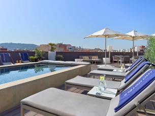 Hotel H10 Casanova