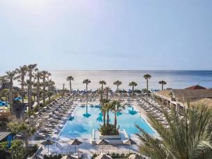 Esperides Beach Family