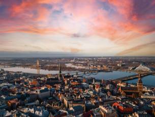 CITYTRIP naar sfeervol Riga, dwaal door de oude stad en ontdek de verborgen schatten, incl. vlucht, transfer, ontbijt + wandeltour