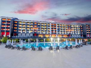 Casa Fora Beach Resort