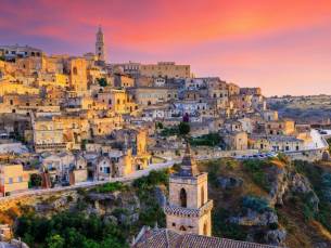 Prachtige 23-daagse autorondreis door HEEL Itali&euml;! Bezoek Lombardije, Toscane en Liguri&euml; incl. DAGELIJKS ontbijt & diner!