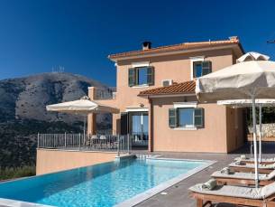 Villas Agia Efimia