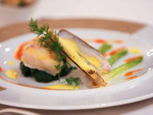 Horizon Golf 2p4 mountain and golf view