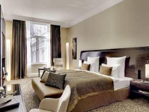 Atlantic Hamburg Autograph