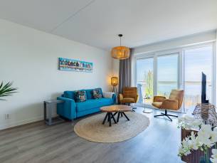 Vakantiewoning aan het strand - tuin en terras met haven- & zeezicht | Nr. 14 | 2 - 4 Pers. | Vista Maris