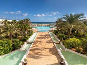 8 daagse vliegvakantie naar Radisson Blu Palace Resort en Thalasso Djerba in houmt souk, tunesie