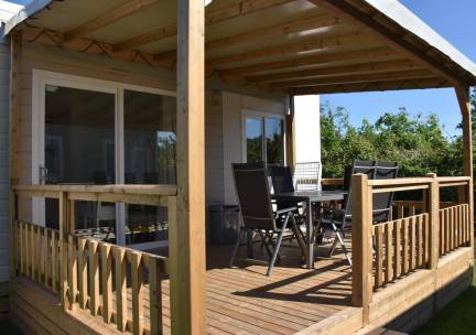 Verandachalet de luxe: 2 badkamers