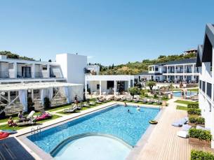 Aqua Bay Hotel
