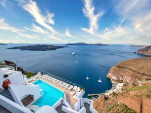 Athina Luxury Suites