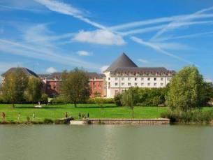 Disneyland Paris per auto - Grand Magic Hotel****